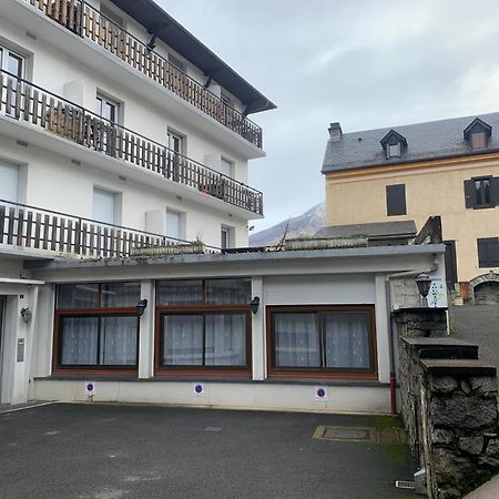 Appartement T4 140 M2 Spacieux Et Calme Pour 8 Personnes Luz-Saint-Sauveur Esterno foto