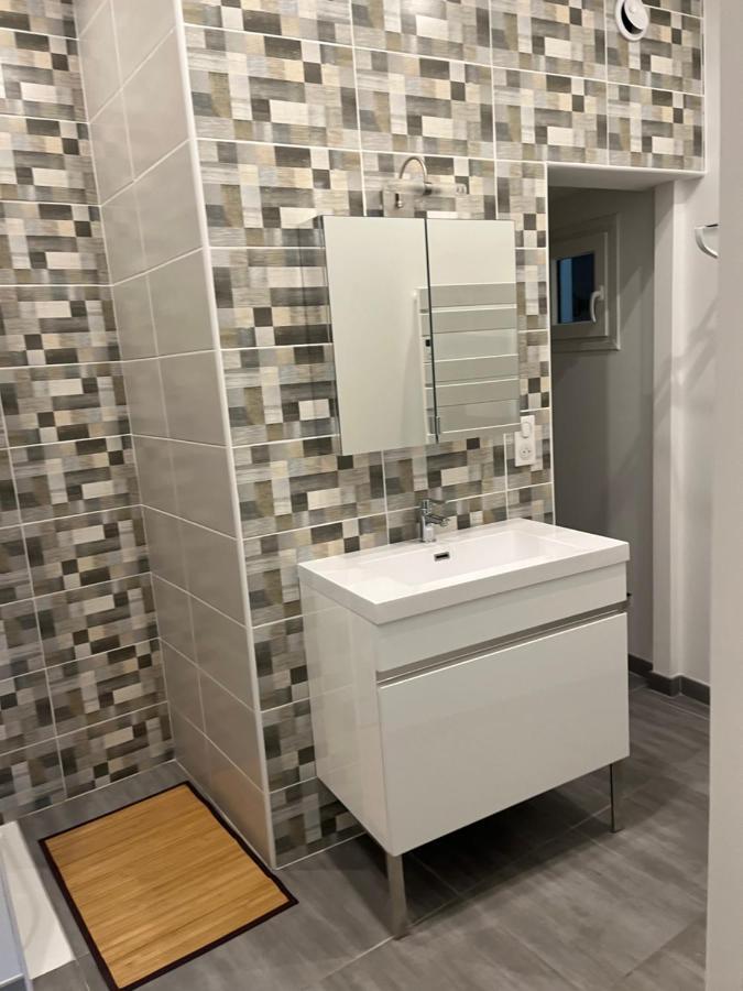 Appartement T4 140 M2 Spacieux Et Calme Pour 8 Personnes Luz-Saint-Sauveur Esterno foto
